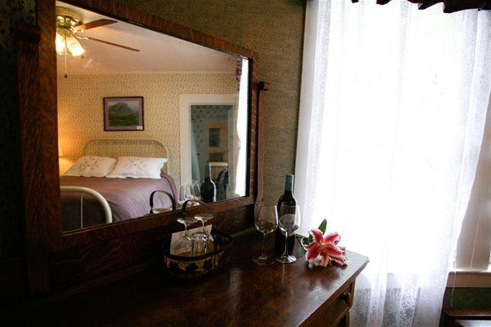 The Historic Requa Inn Klamath Esterno foto