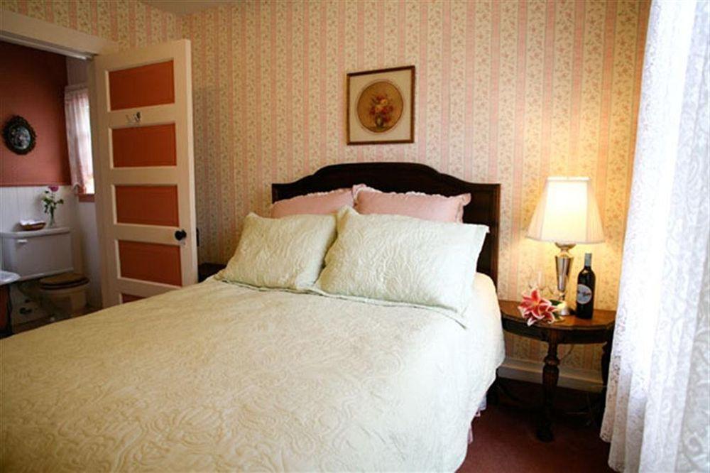 The Historic Requa Inn Klamath Esterno foto