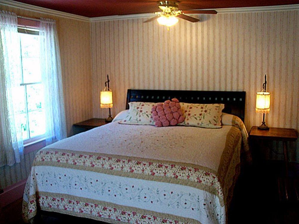 The Historic Requa Inn Klamath Esterno foto