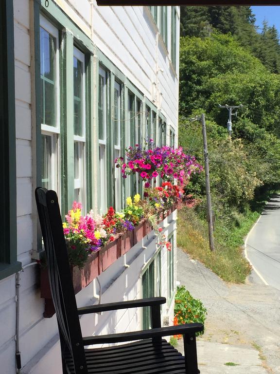 The Historic Requa Inn Klamath Esterno foto