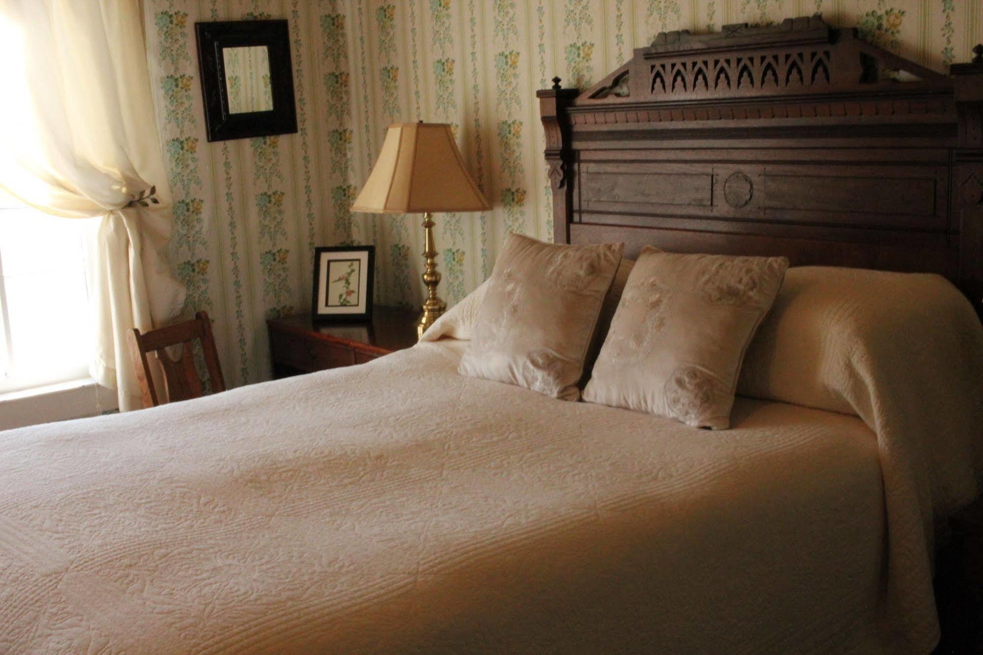 The Historic Requa Inn Klamath Esterno foto