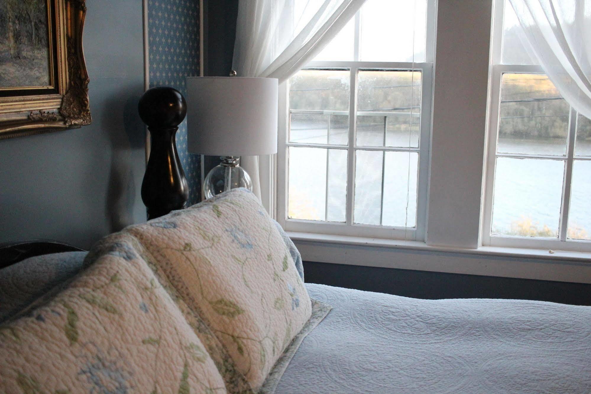The Historic Requa Inn Klamath Esterno foto